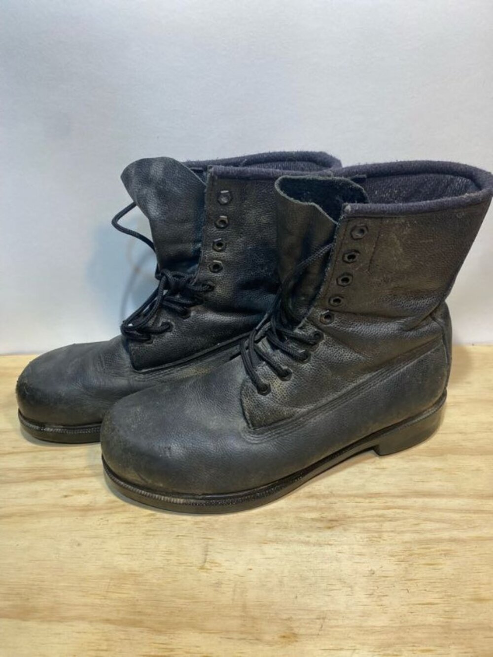 General Purpose Steel Toe Workboots US Size 9 CSA Approved